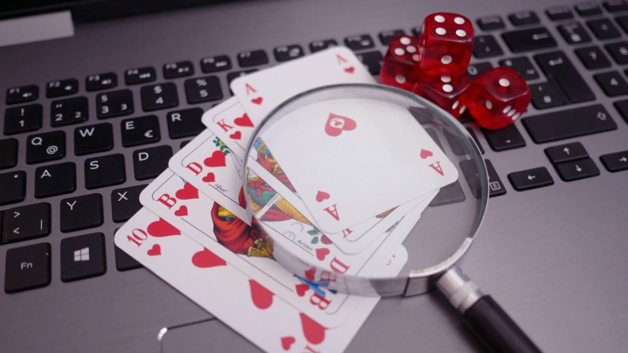 The Advantages of Playing in Online Casinos